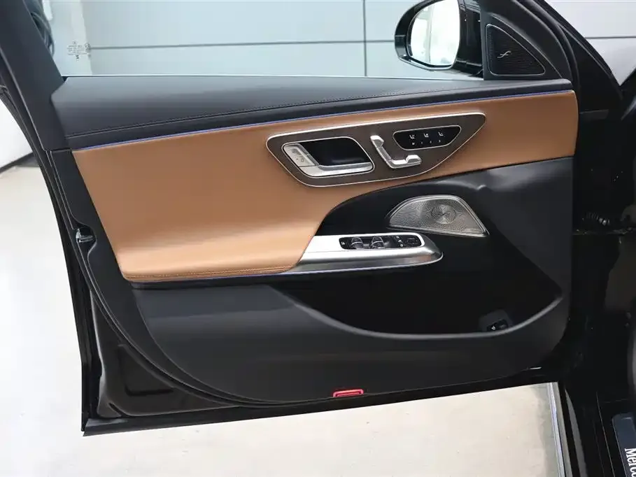 Mercedes-Benz E-Class 2026 из CN, фото 3