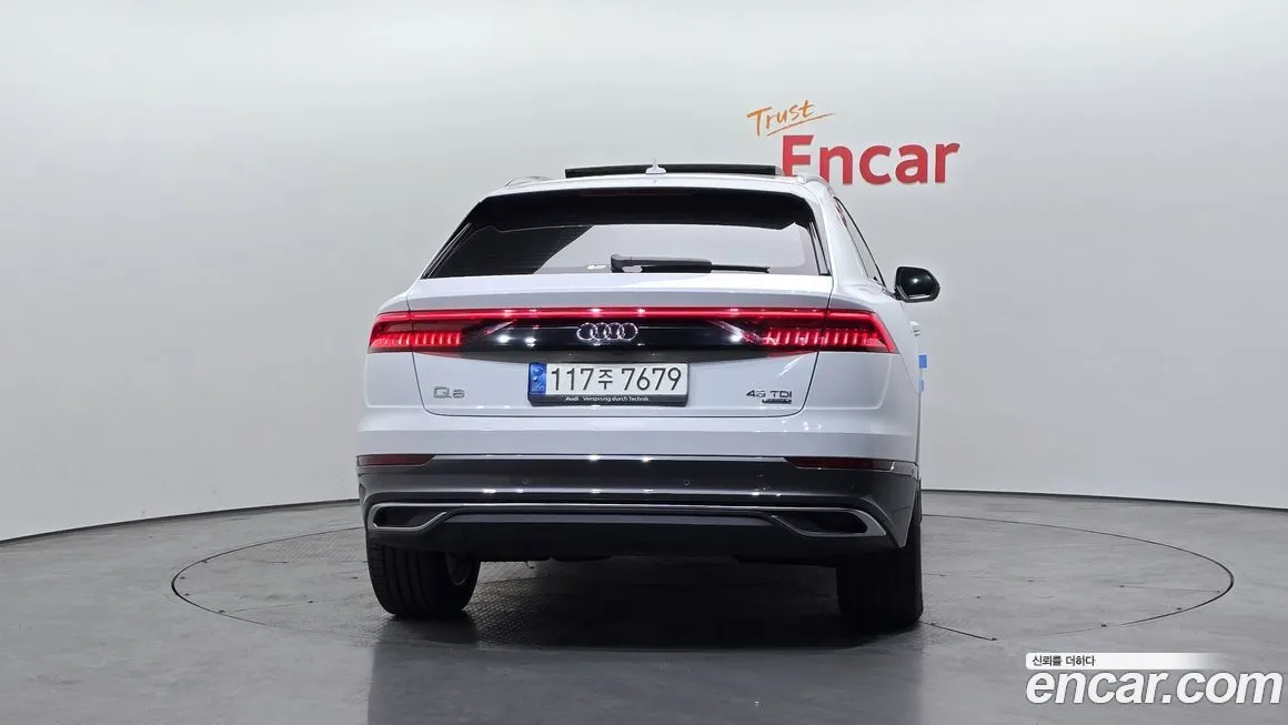 Audi Q8 2021 из KR, фото 4