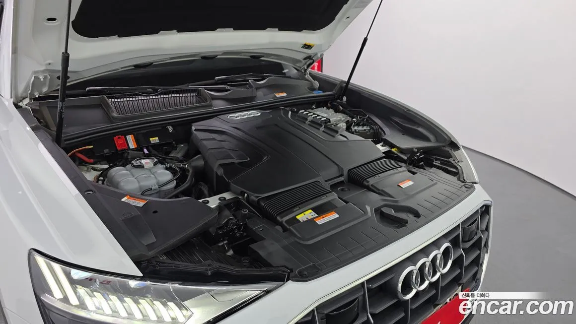Audi Q8 2021 из KR, фото 3