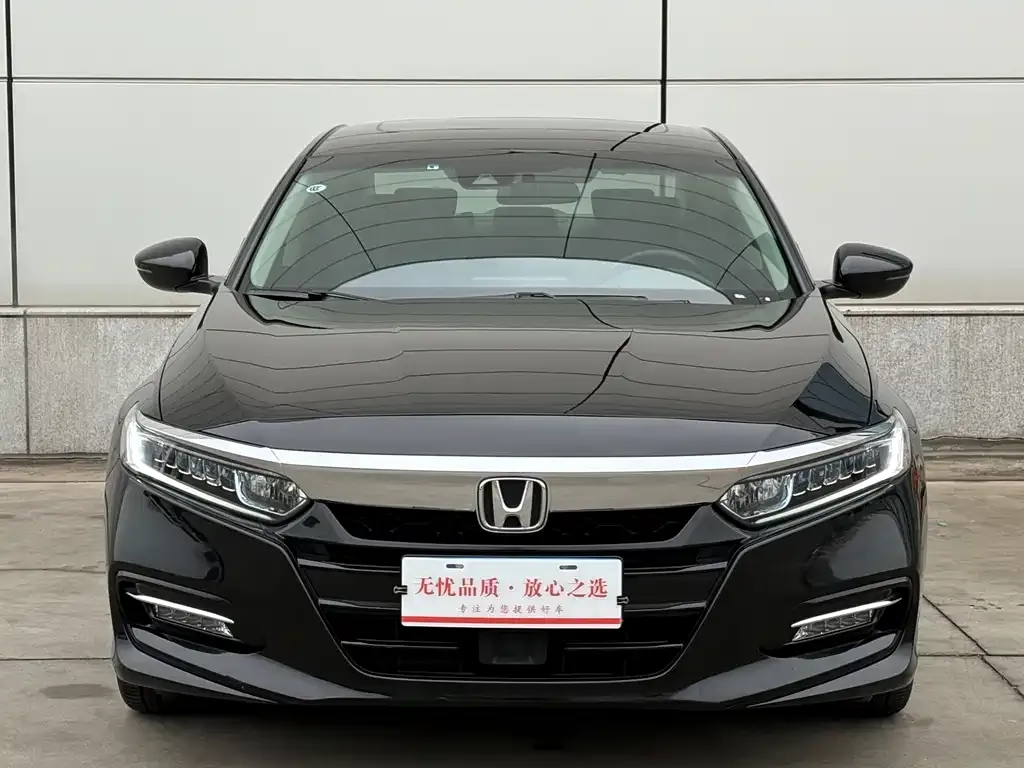 Honda Accord — фото 6