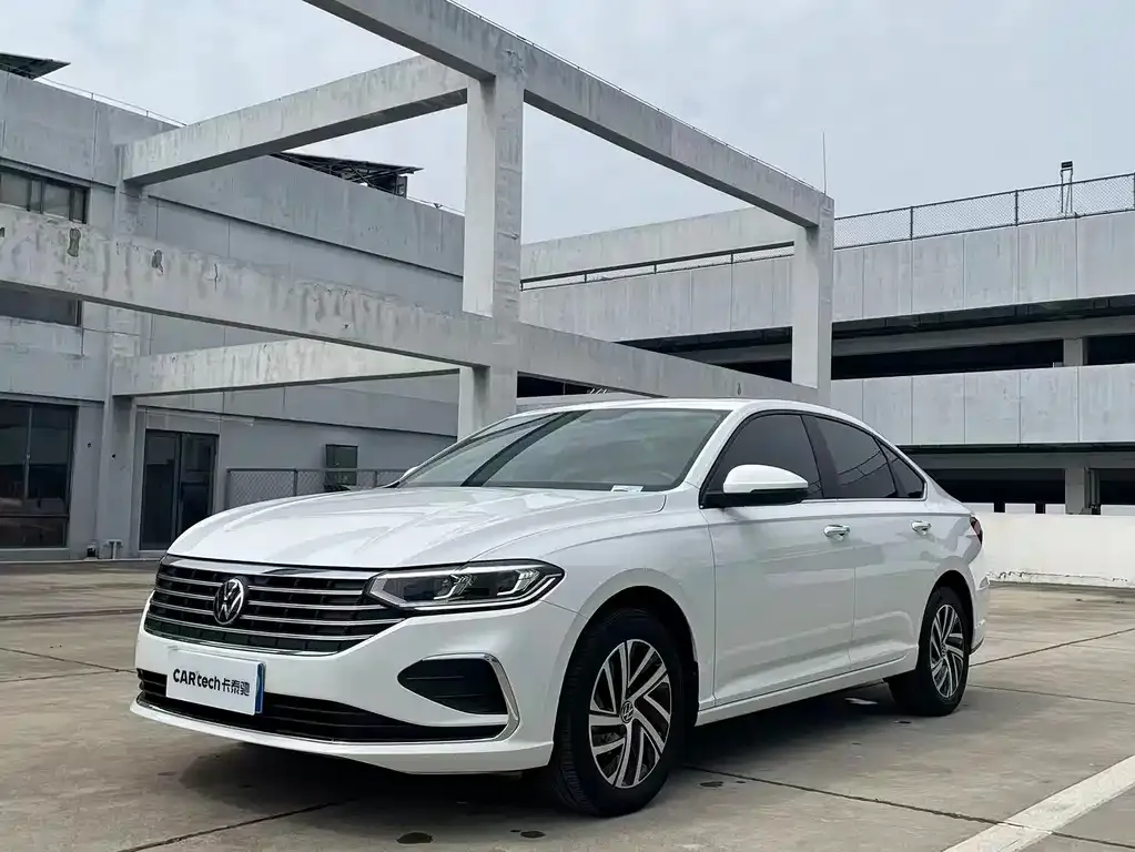 Volkswagen Lavida 2023 из CN, фото 1