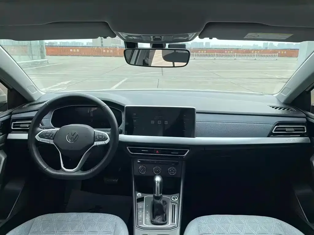 Volkswagen Lavida 2023 из CN, фото 6