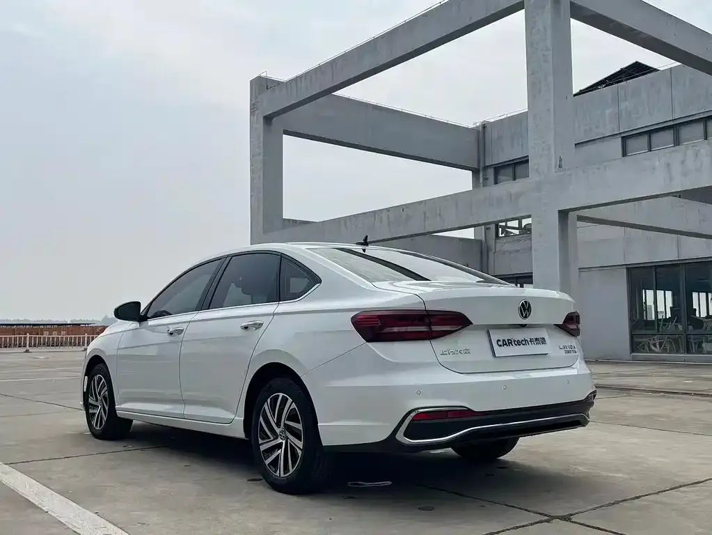 Volkswagen Lavida 2023 из CN, фото 8