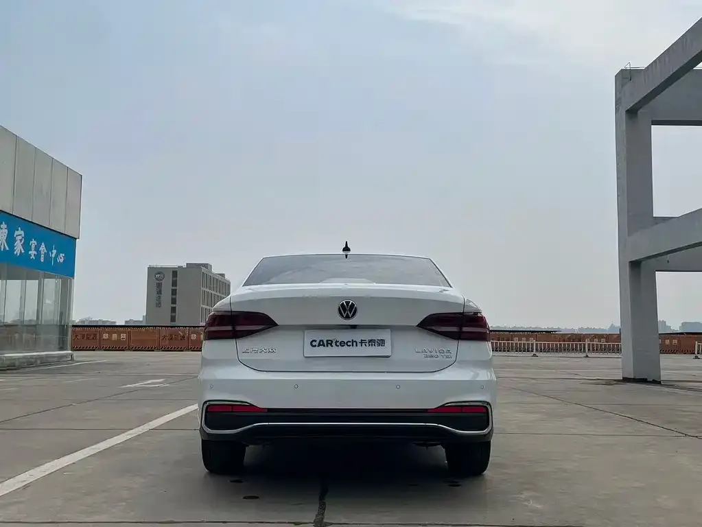 Volkswagen Lavida 2023 из CN, фото 2
