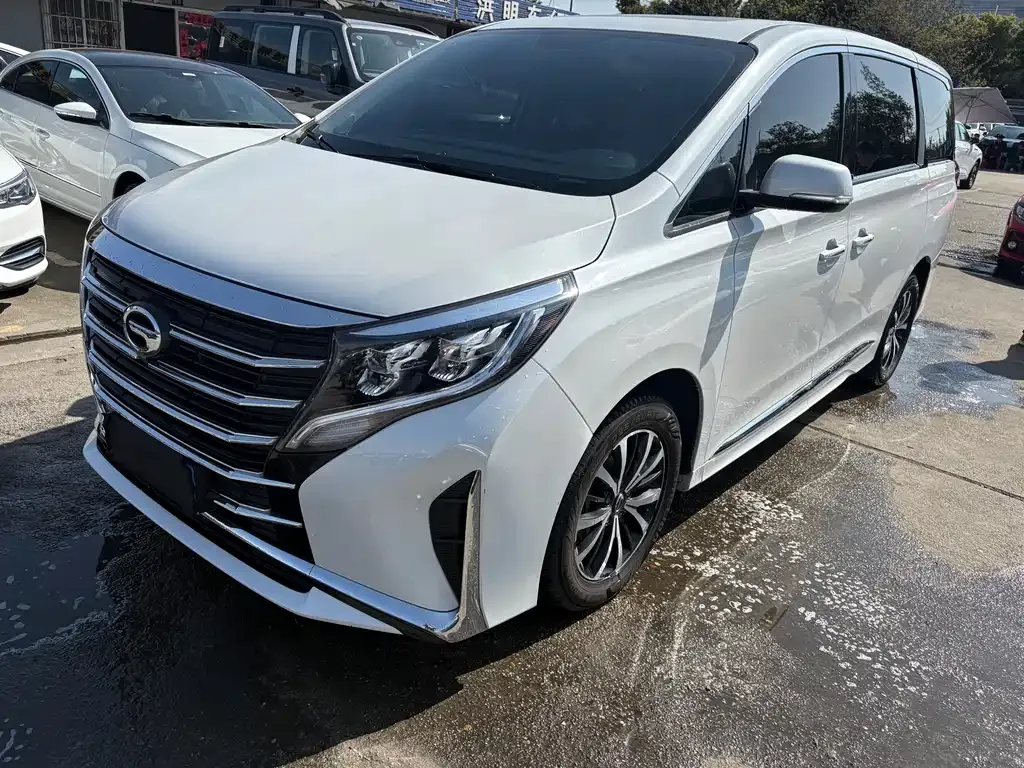 GAC Motor Trumpchi M8