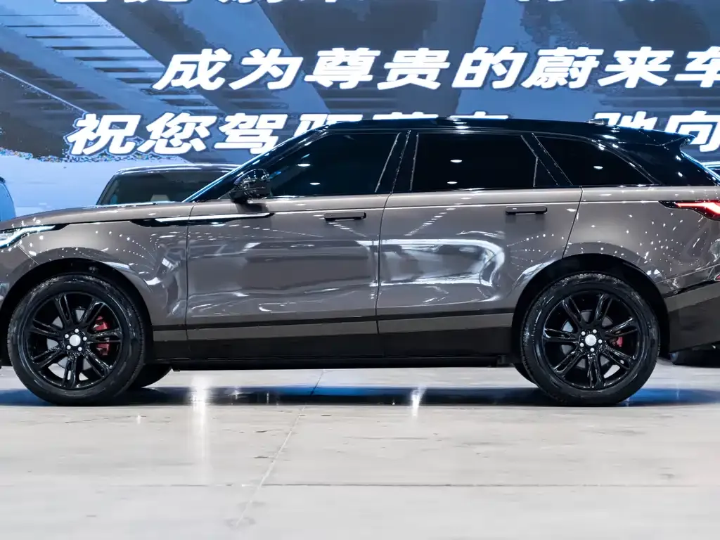 Land Rover Velar — фото 10