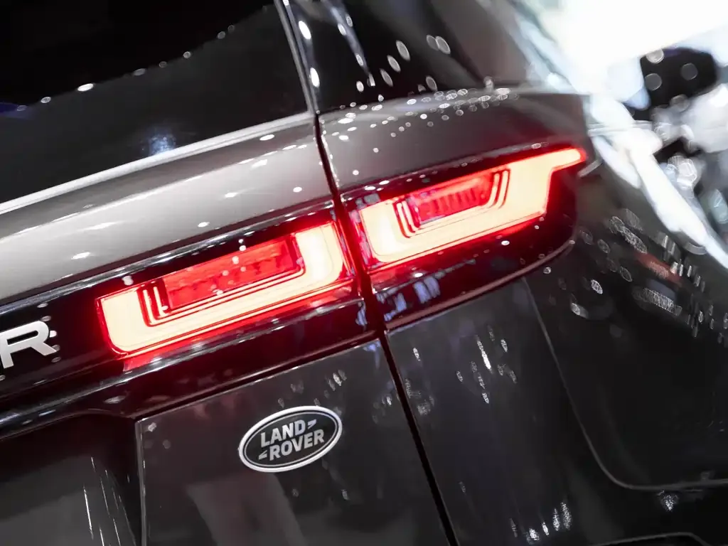 Land Rover Velar — фото 4