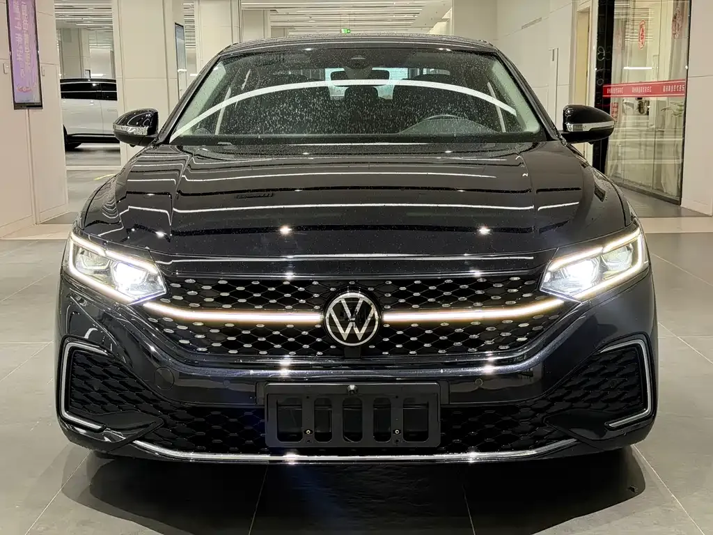 Volkswagen Passat 2022 из CN, фото 8