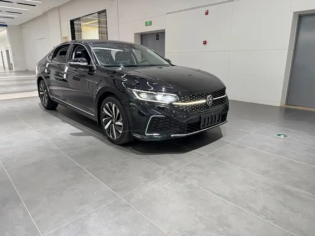Volkswagen Passat 2022 из CN, фото 7