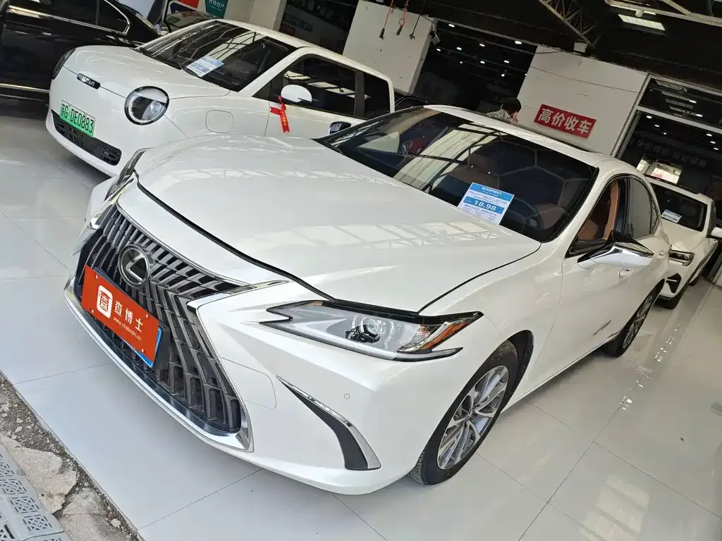 Lexus ES 2022 из CN, фото 10