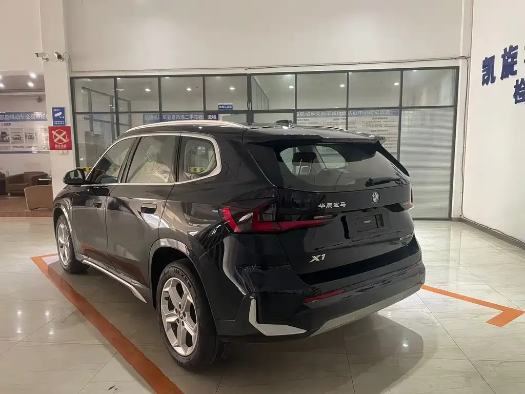BMW X1 2023 из CN, фото 10