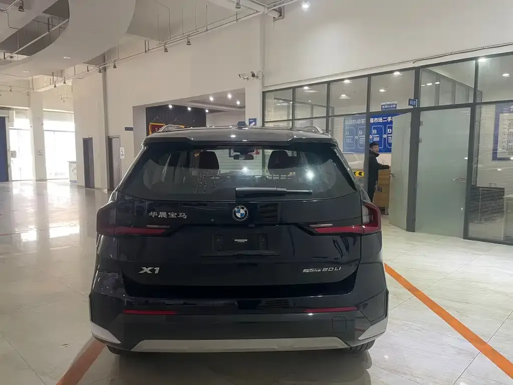 BMW X1 2023 из CN, фото 2
