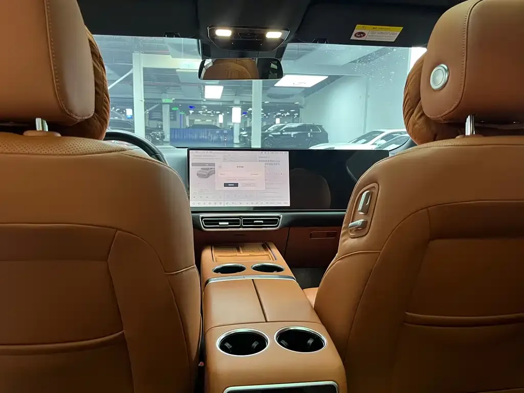 Li Auto L8 2023 из CN, фото 2