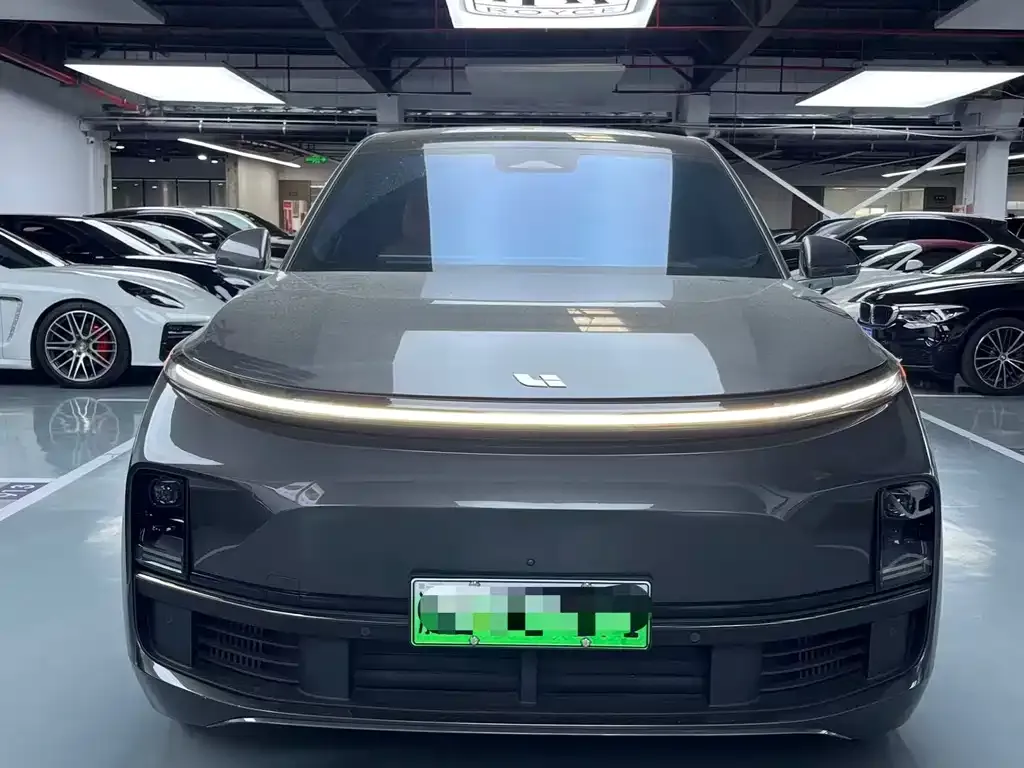 Li Auto L8 2023 из CN, фото 3