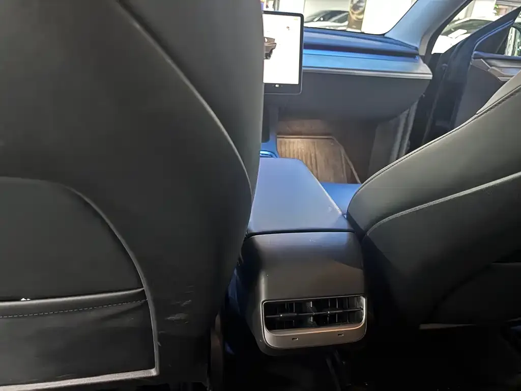 Tesla Model Y 2022 из CN, фото 2