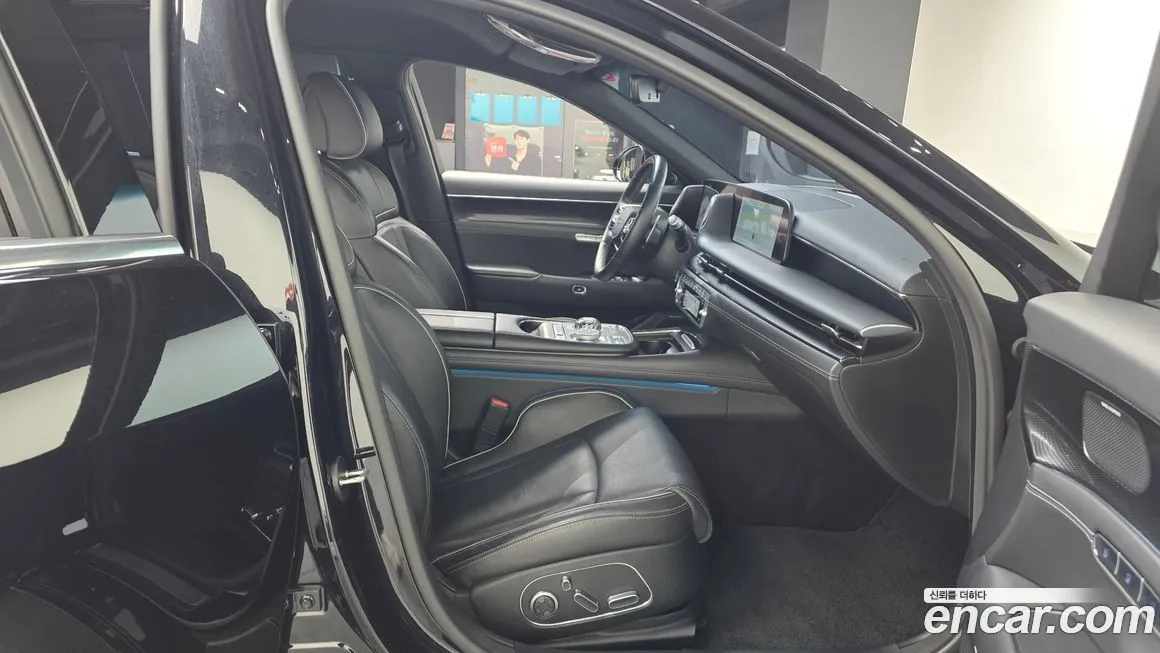 Genesis G90 2022 из KR, фото 2