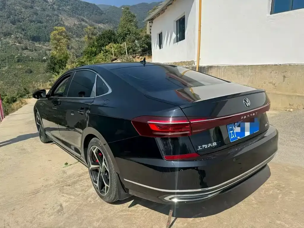 Volkswagen Passat — фото 3