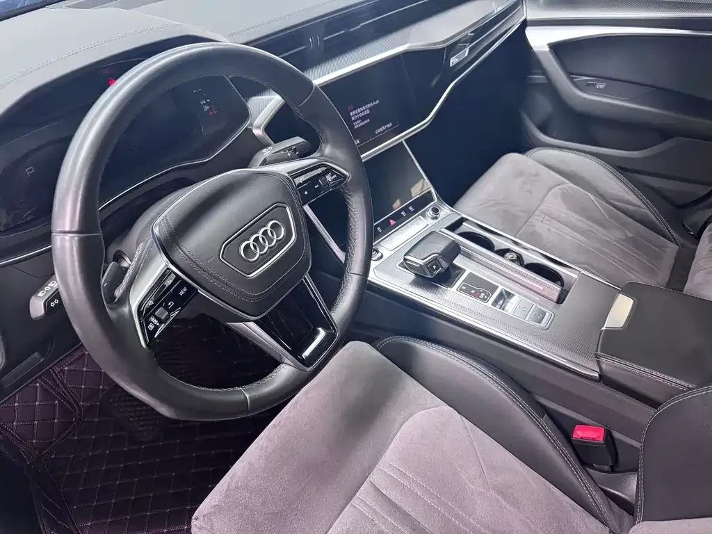 Audi A6L 2023 из CN, фото 3