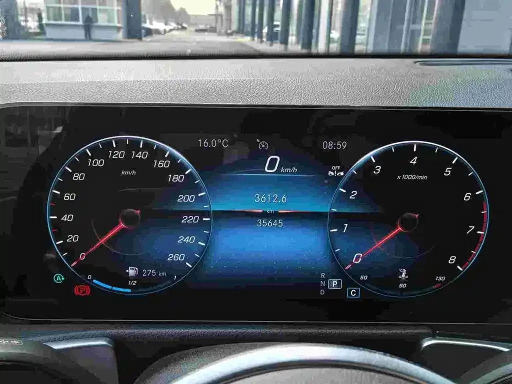 Mercedes-Benz GLB 2023 из CN, фото 3