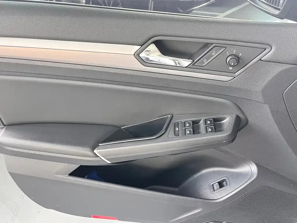 Volkswagen Lamando 2022 из CN, фото 6