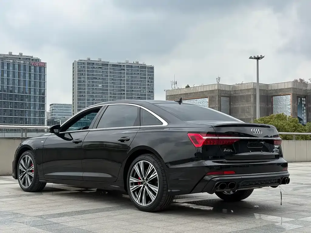 Audi A6L — фото 3