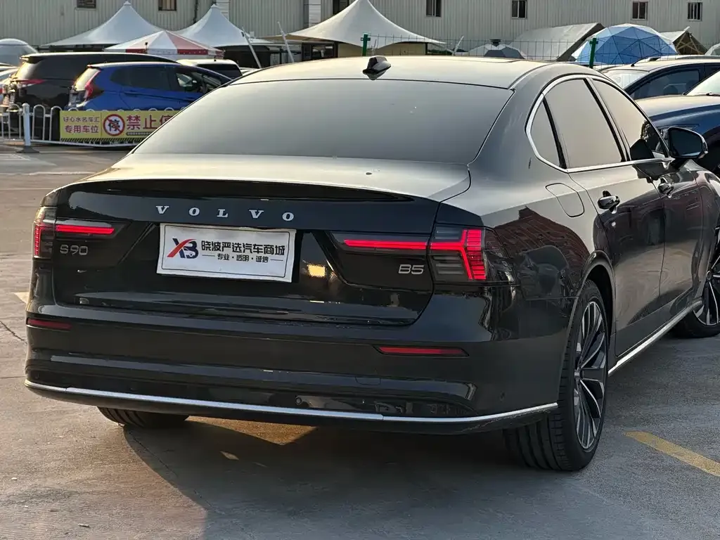 Volvo S90 2025 из CN, фото 4