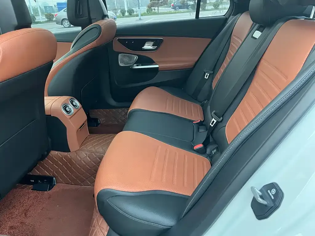 Mercedes-Benz C-Class 2022 из CN, фото 2