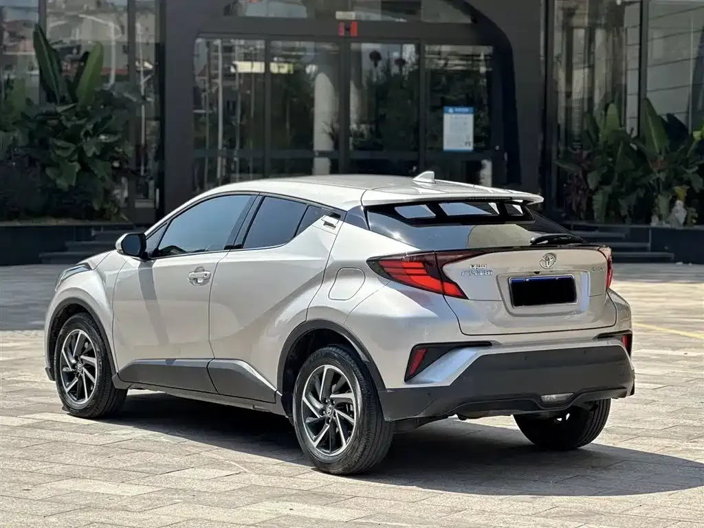 Toyota C-HR 2022 из CN, фото 2