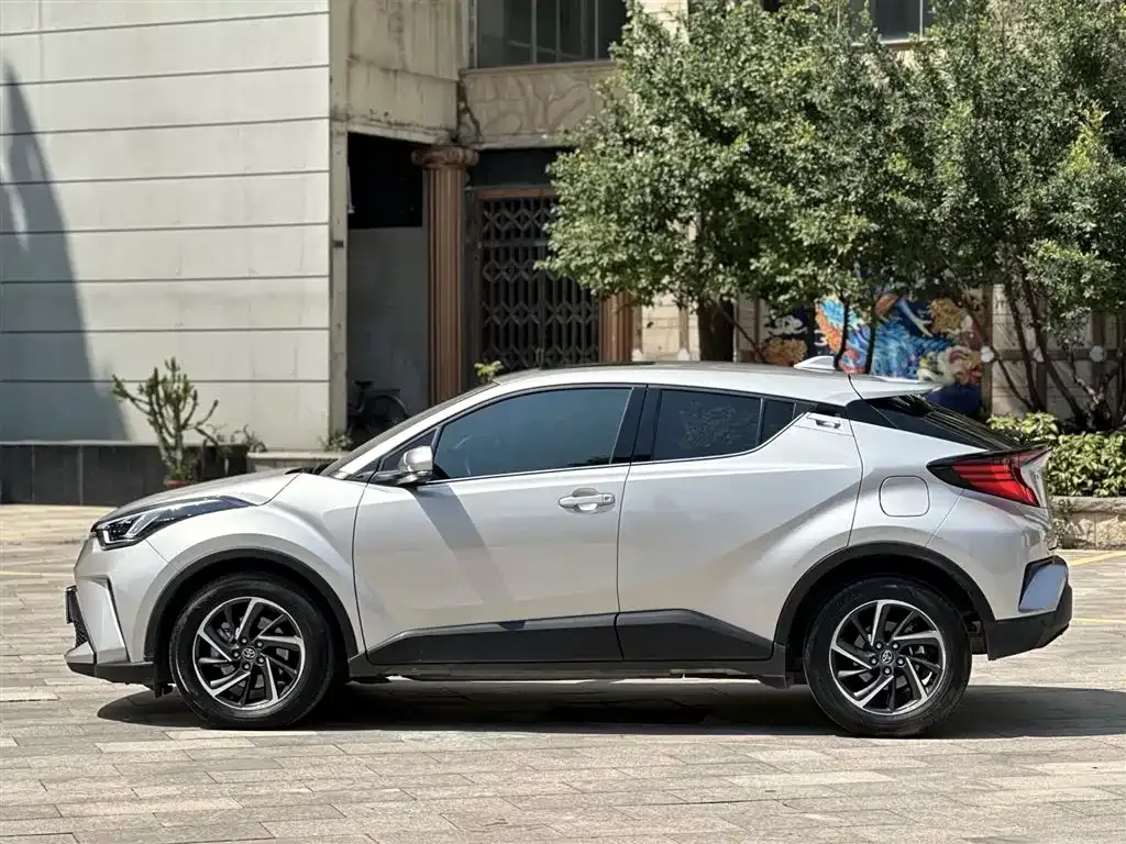 Toyota C-HR 2022 из CN, фото 6