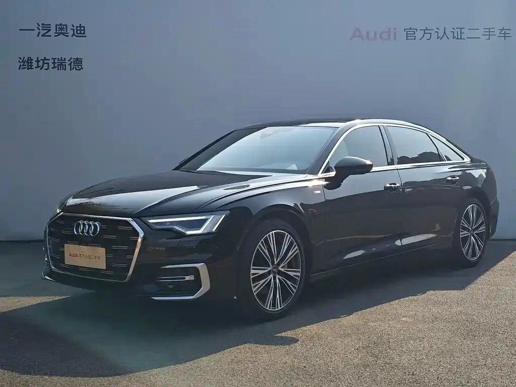 Audi A6L — фото 1