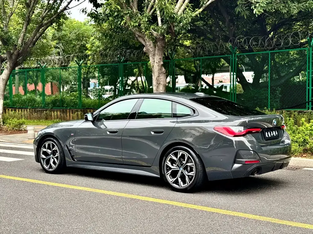 BMW 4 Series 2022 из CN, фото 9