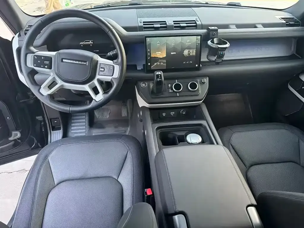 Land Rover Defender 2024 из CN, фото 4