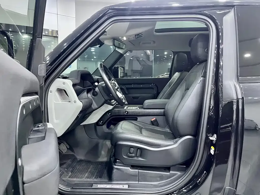Land Rover Defender 2022 из CN, фото 7