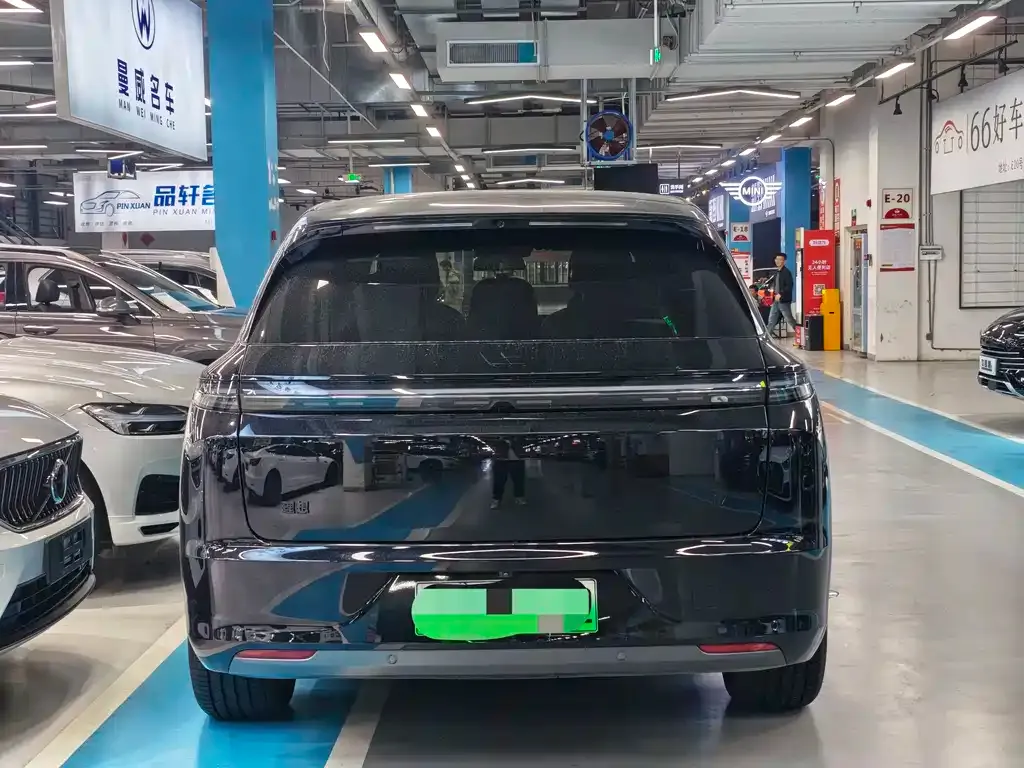 Li Auto L7 2024 из CN, фото 2