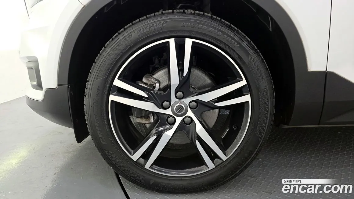 Volvo XC40 2021 из KR, фото 4