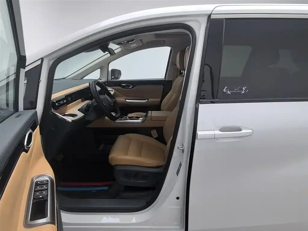 GAC Motor E8 Hybrid 2024 из CN, фото 7