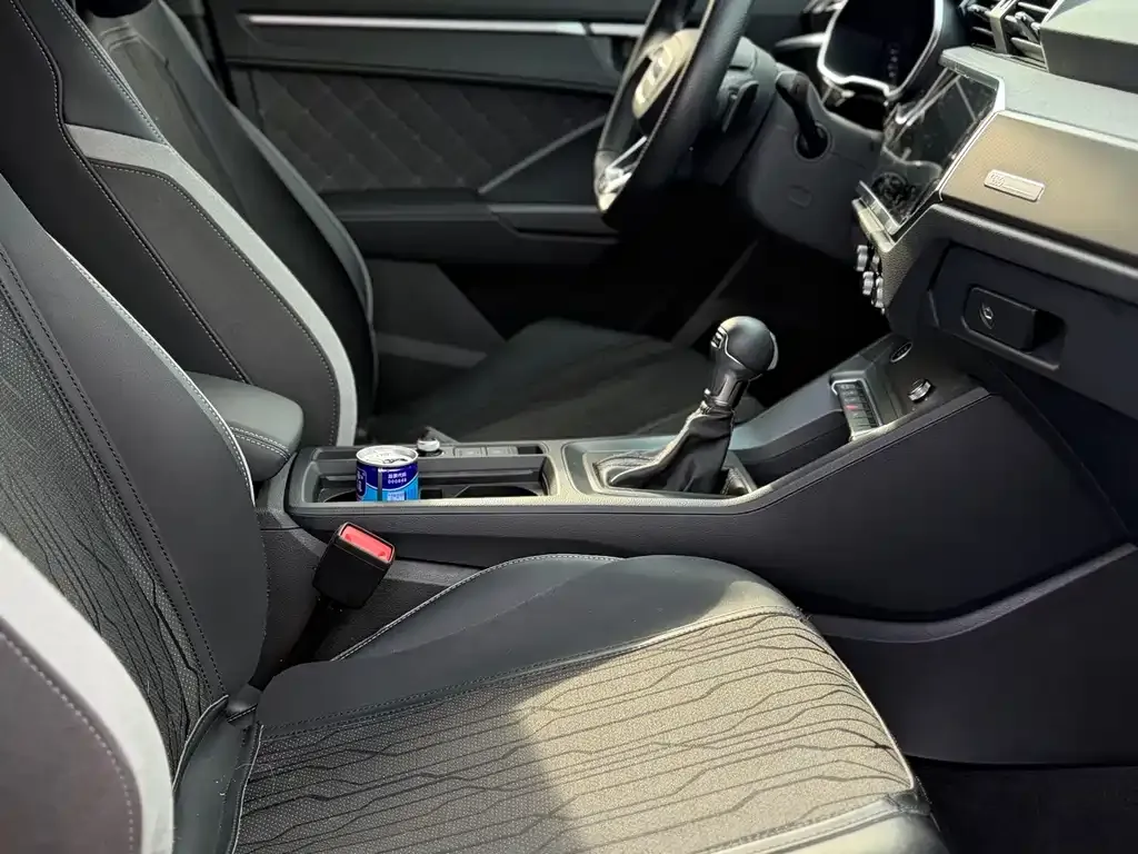 Audi Q3 Sportback — фото 2