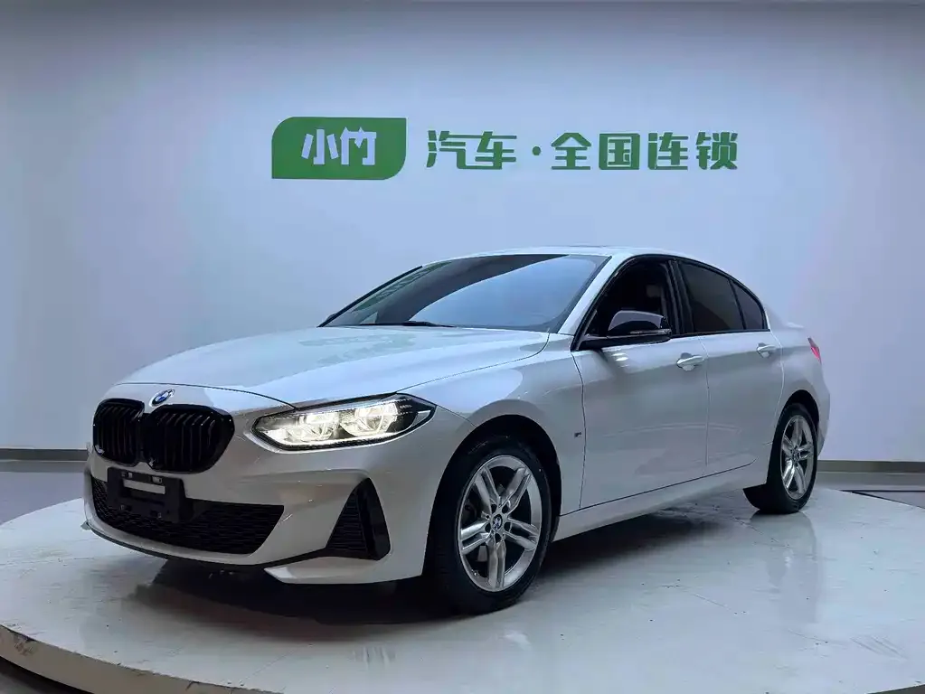 BMW 1 Series — фото 1