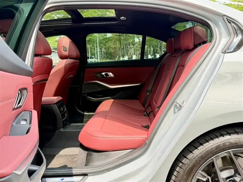 BMW 3 Series 2025 из CN, фото 4