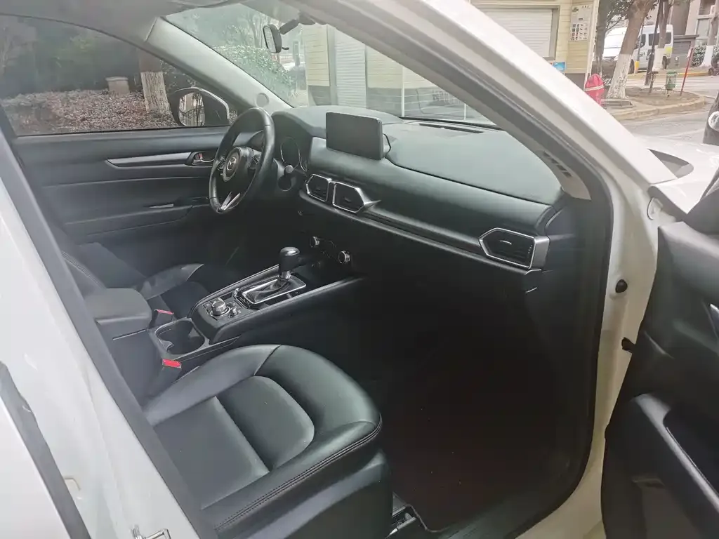 Mazda CX-5 2023 из CN, фото 5