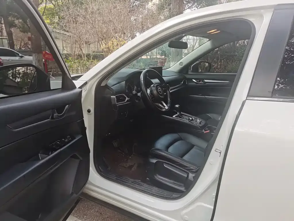 Mazda CX-5 2023 из CN, фото 6