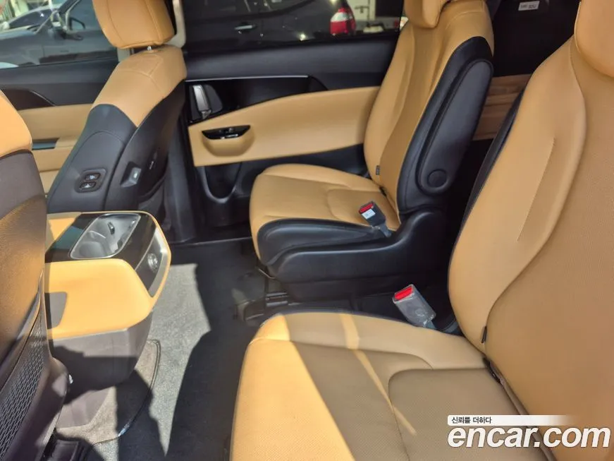 Kia Carnival — фото 2