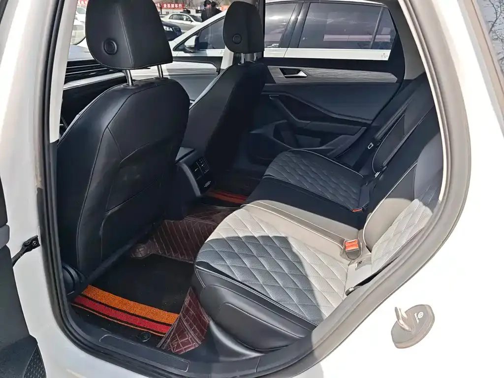 Volkswagen Sagitar 2025 из CN, фото 6