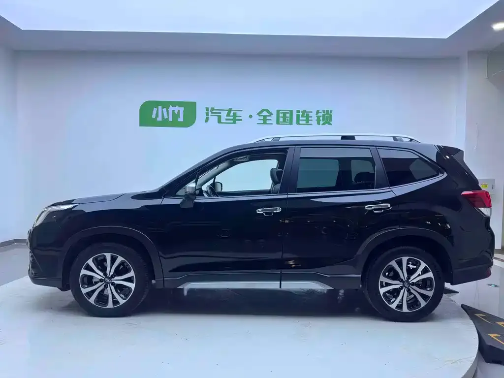 Subaru Forester 2023 из CN, фото 2