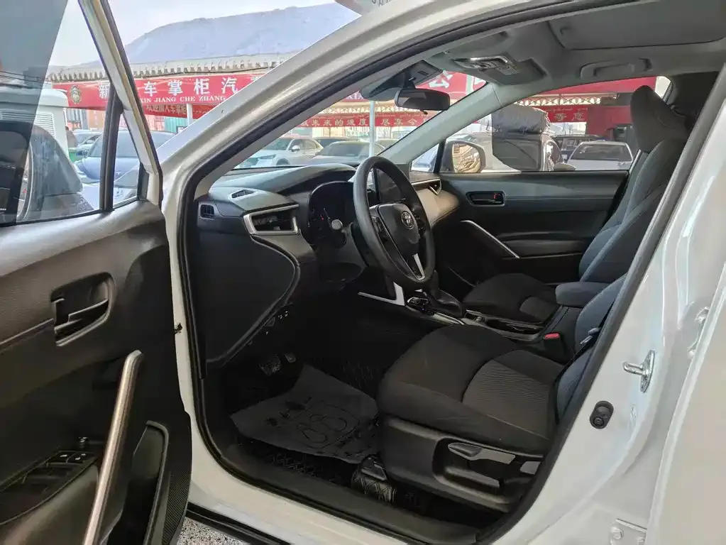 Toyota Frontlander 2024 из CN, фото 4