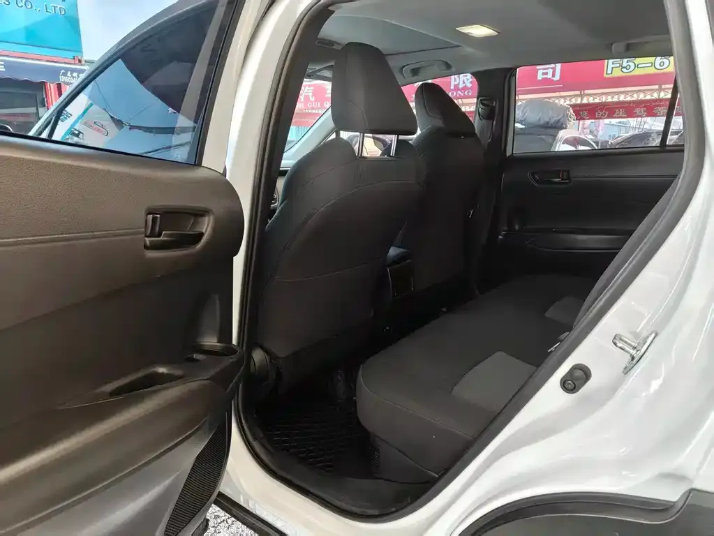 Toyota Frontlander 2024 из CN, фото 6