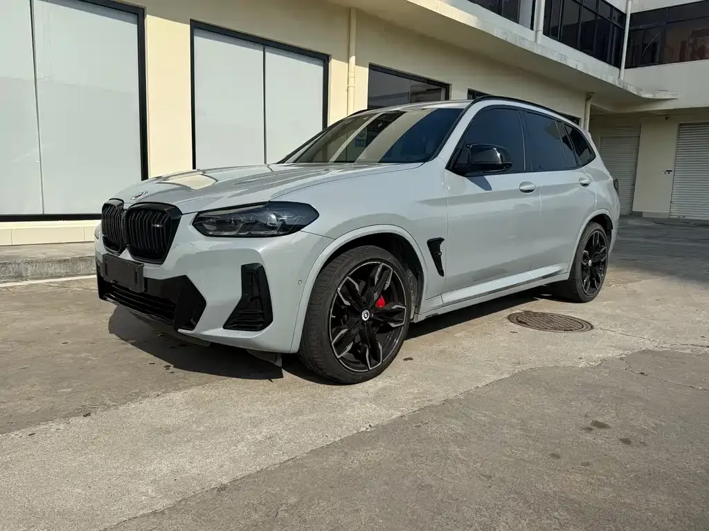 BMW X3 M40i