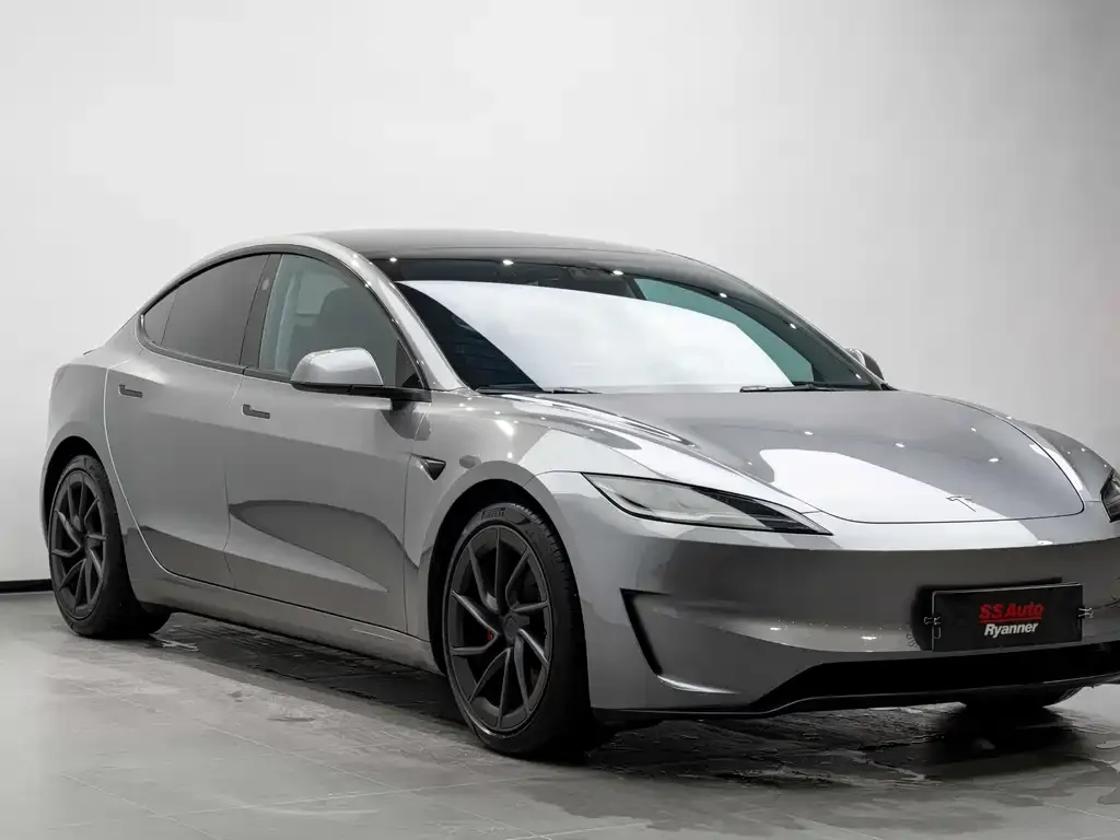 Tesla Model 3 — фото 3