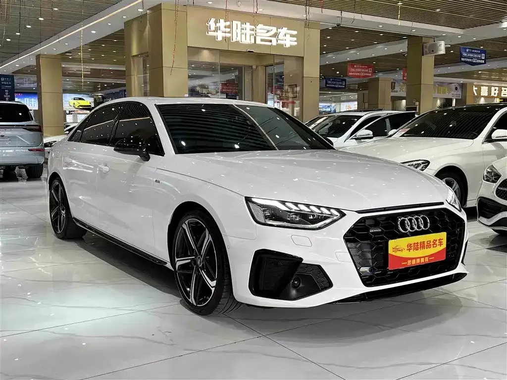 Audi A4L 2022 из CN, фото 9