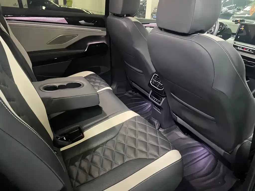 Volkswagen ID.6 Crozz 2022 из CN, фото 5